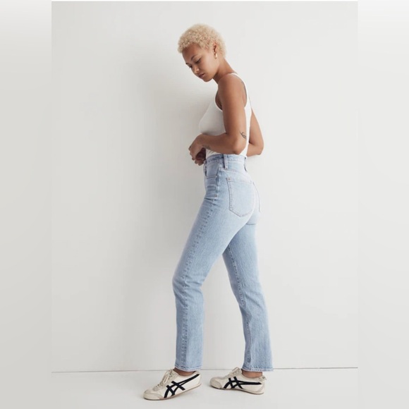 Madewell The Curvy Perfect Vintage Jean In A Light Blue Wash Women’s Size 26 - Picture 10 of 10